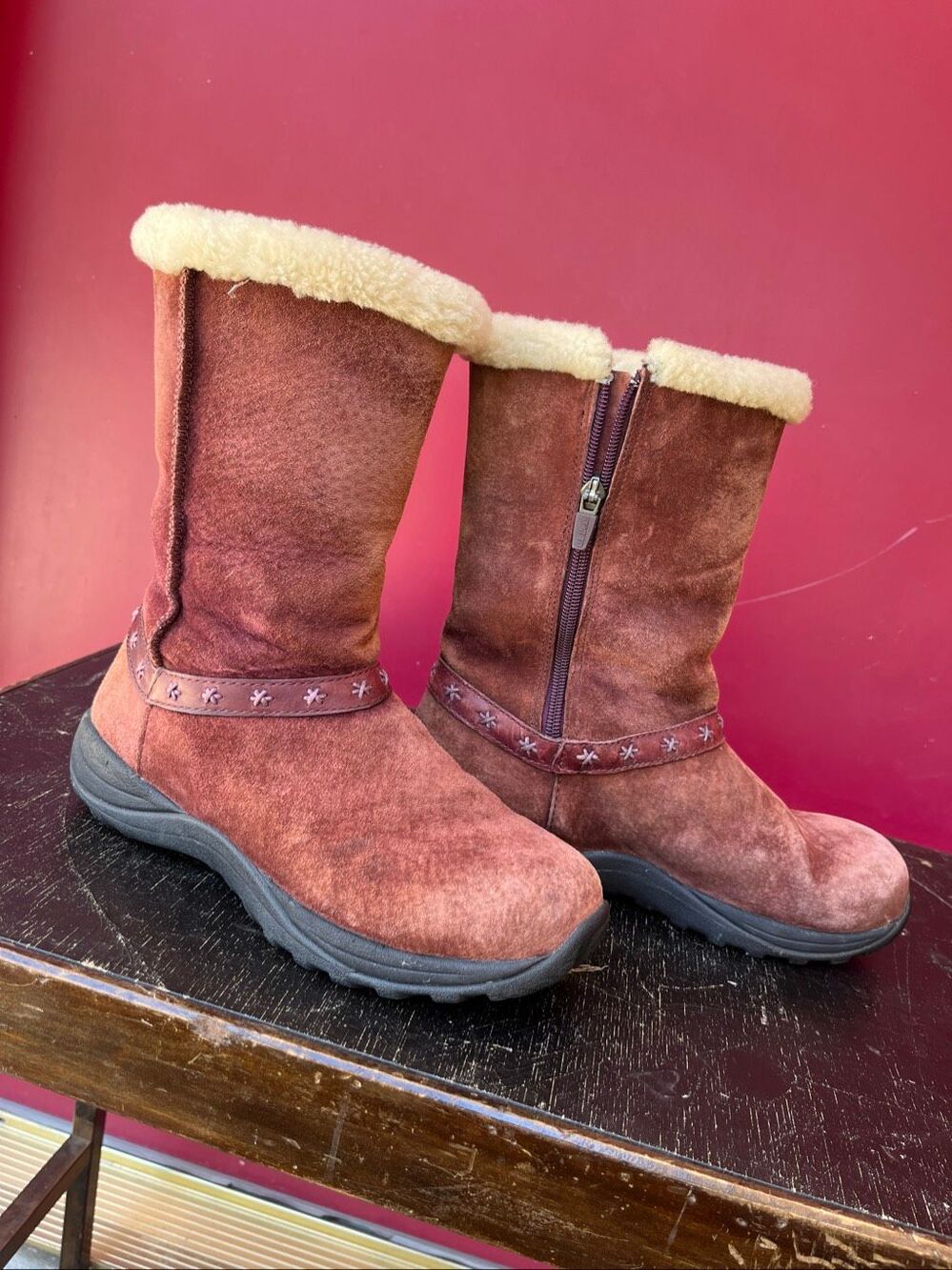 L.L.Bean Suede Shearling Lined Boots Snow 8 Burgundy Après Ski Winter 10"